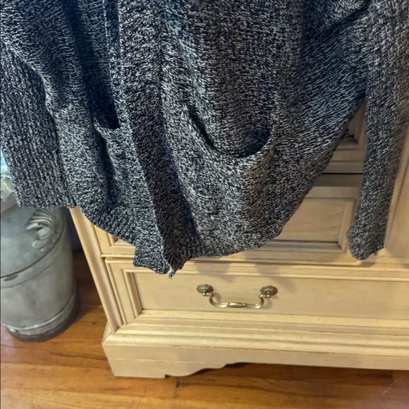 Express Open Cardigan - Picture 3 of 6